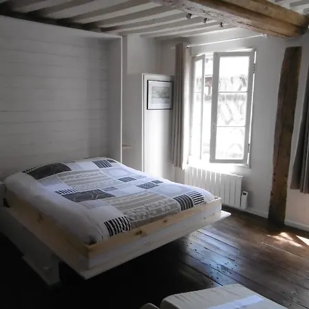 Apartament Le Clocher Sainte Catherine